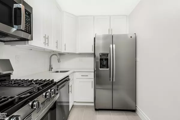 Bronx, NY 10463,3333 HENRY HUDSON Parkway #8V