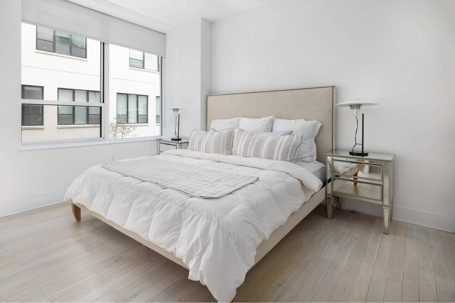 Manhattan, NY 10019,416 W 52ND Street #TH213