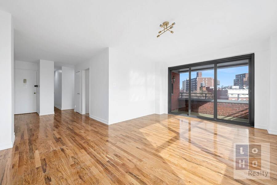 Manhattan, NY 10002,268 E Broadway #A307