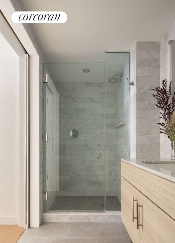 234 E 46TH Street #803, Manhattan, NY 10017