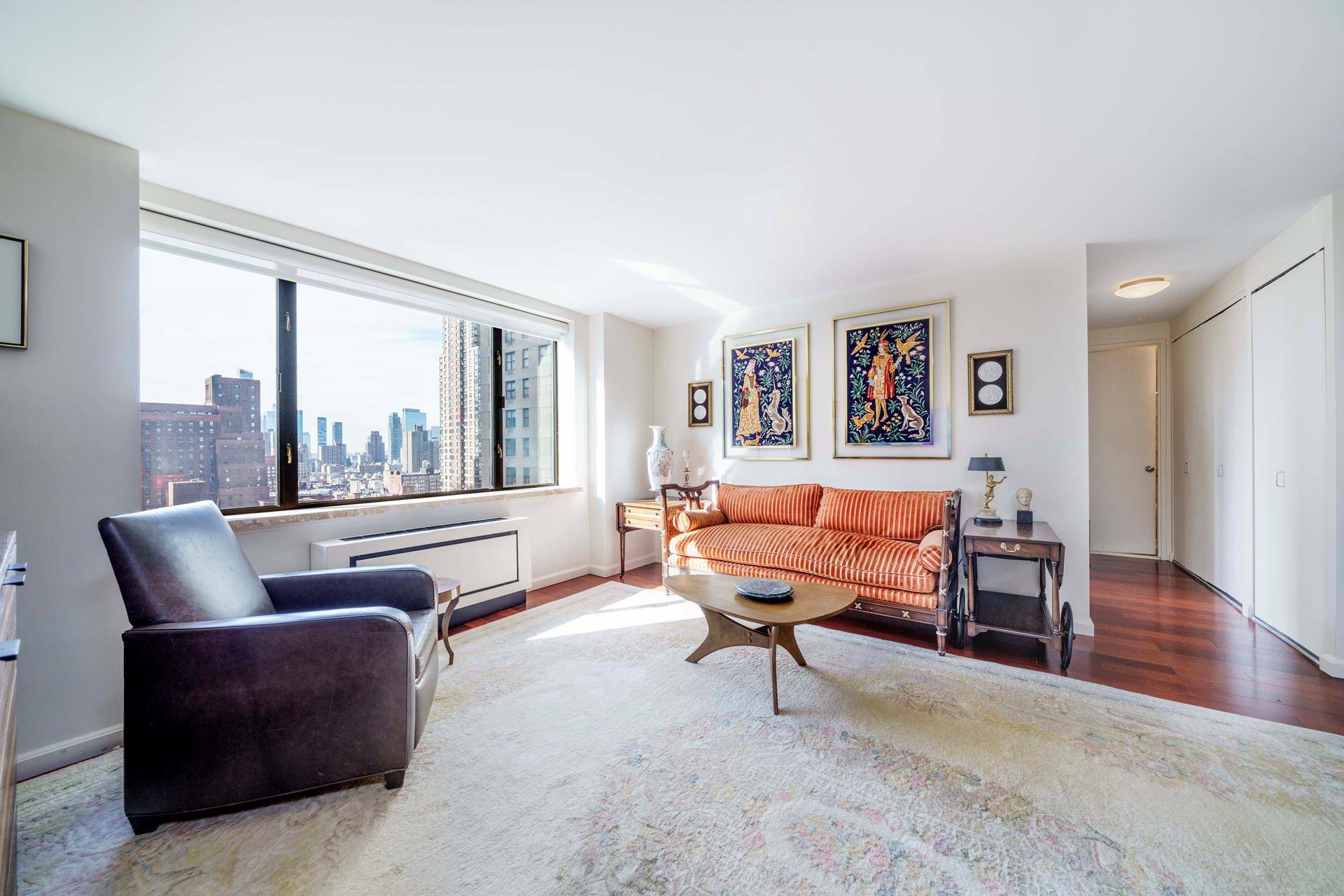 Manhattan, NY 10023,30 W 61ST Street #21B