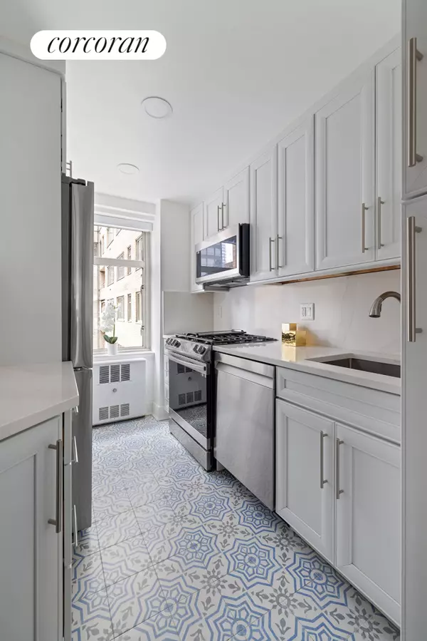 Manhattan, NY 10022,200 E 57TH Street #16D