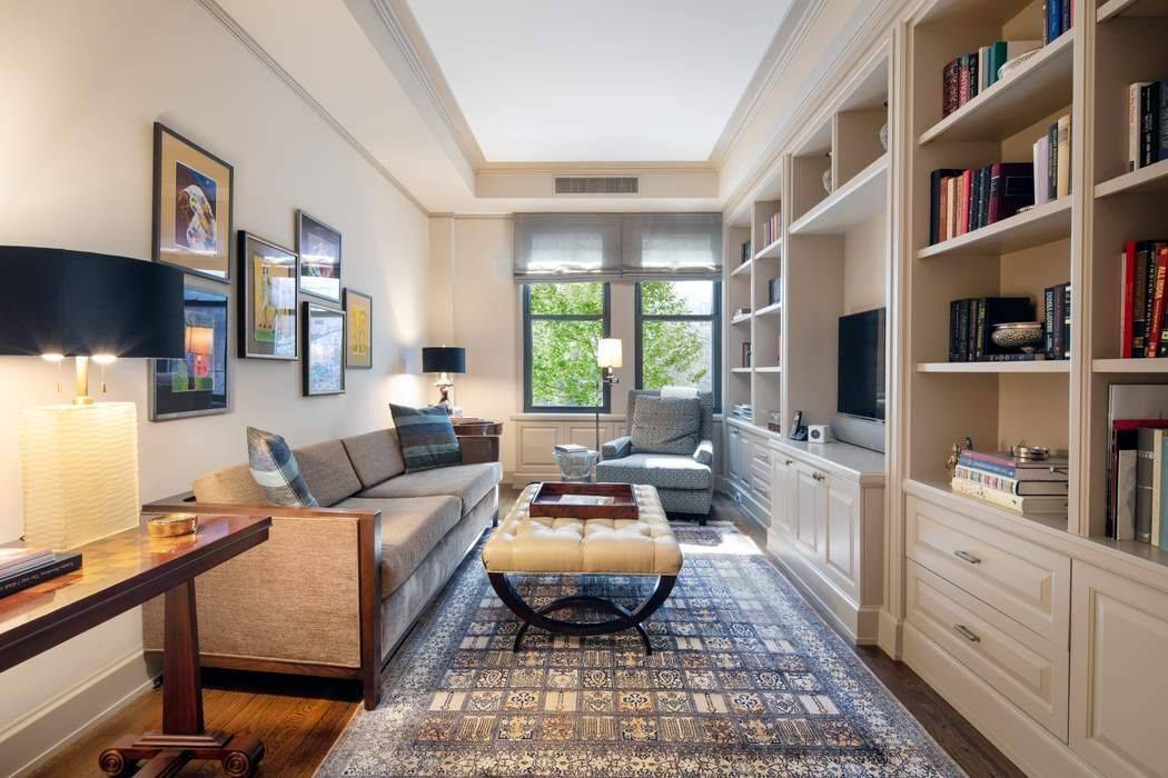 Manhattan, NY 10028,930 Park Avenue #2N