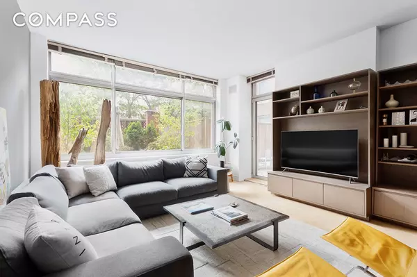 Manhattan, NY 10014,99 Jane Street #1E