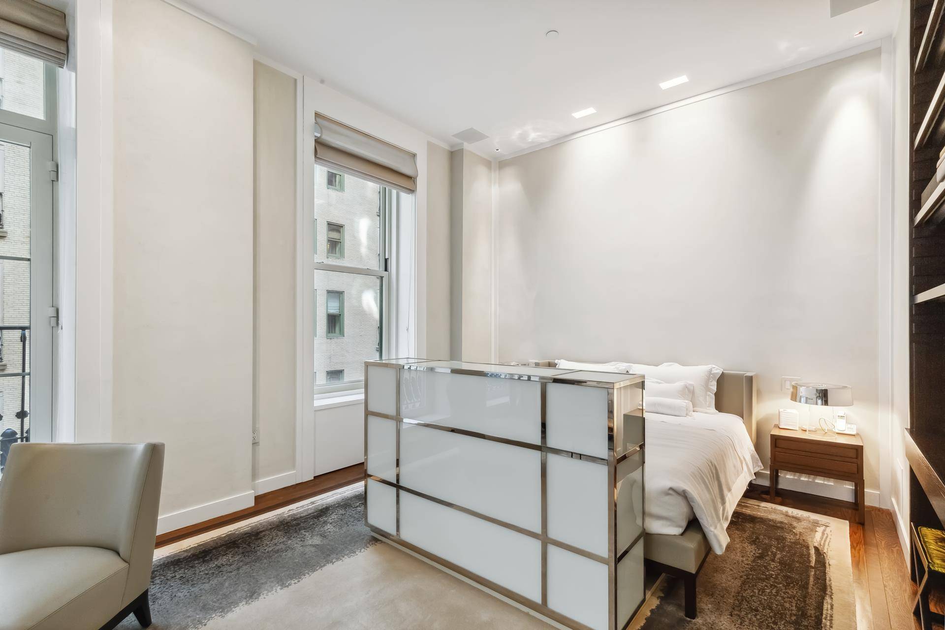 Manhattan, NY 10019,1 CENTRAL Park S #1206