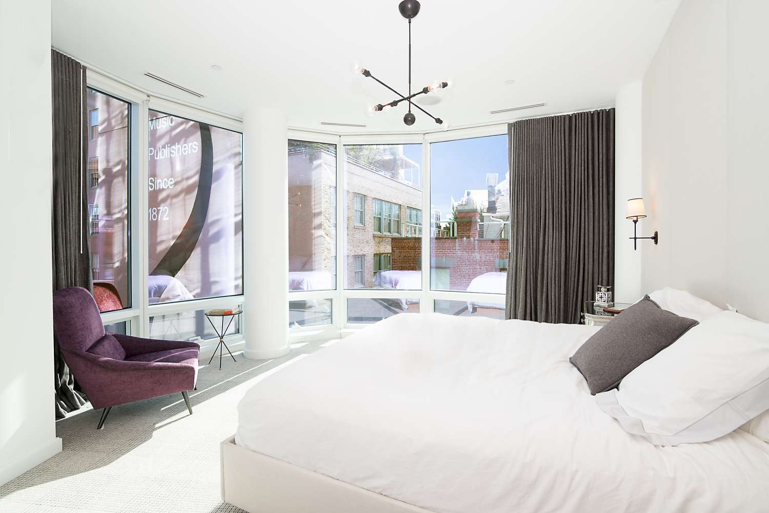Manhattan, NY 10003,445 LAFAYETTE Street #7B