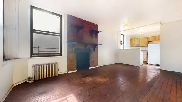 Manhattan, NY 10036,467 W 46th Street #4N