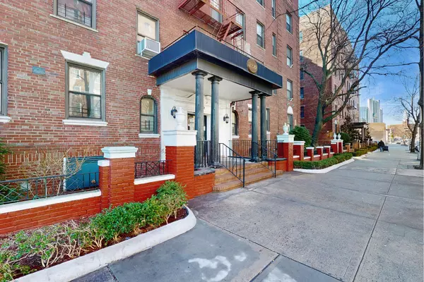 3220 Ave H #4B, Brooklyn, NY 11210