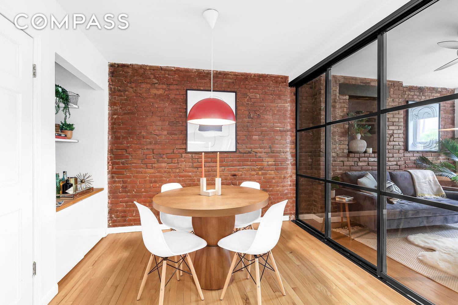 Manhattan, NY 10002,118 Suffolk Street #3A