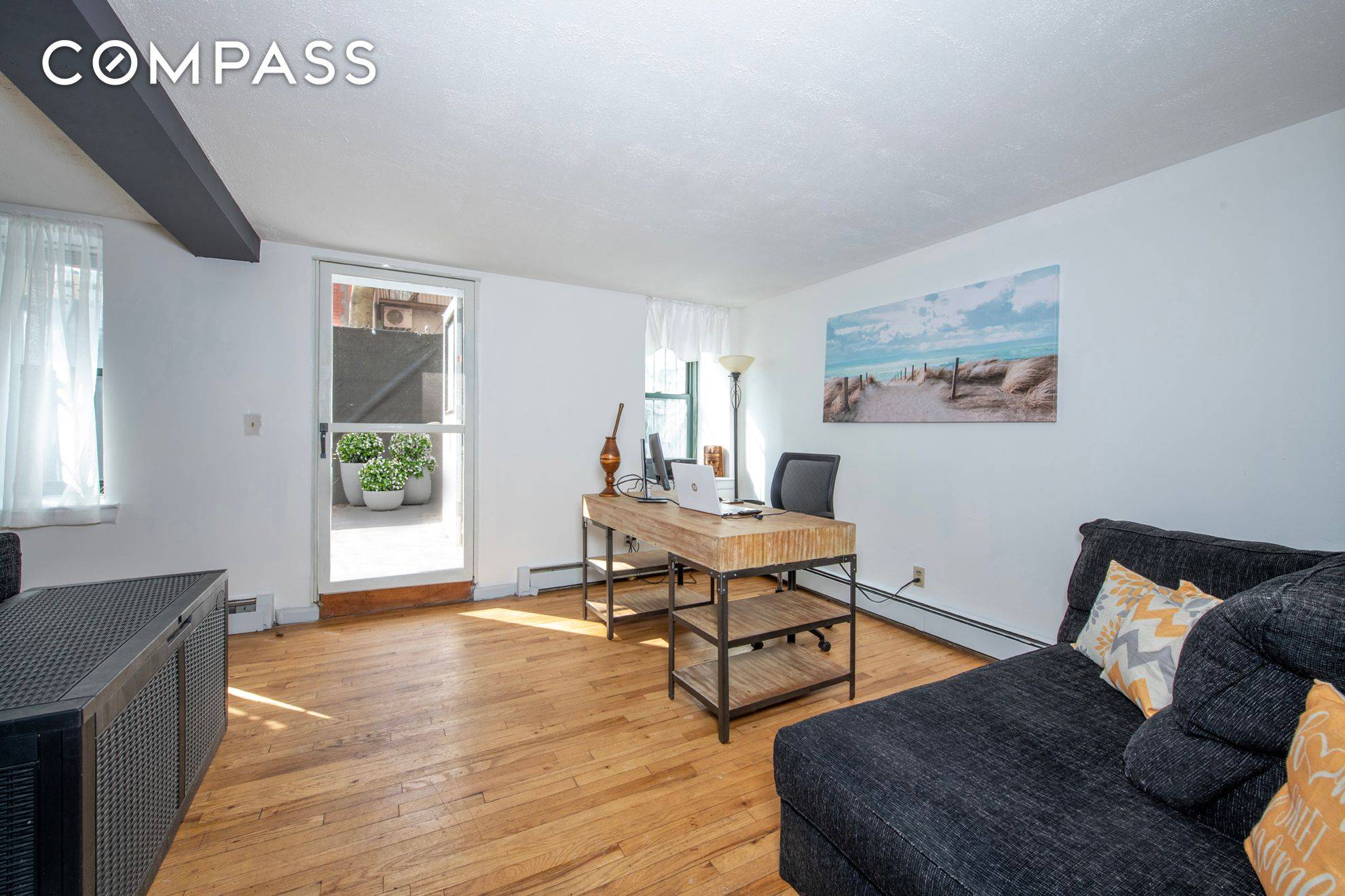 Manhattan, NY 10026,352 W 117th Street #1E