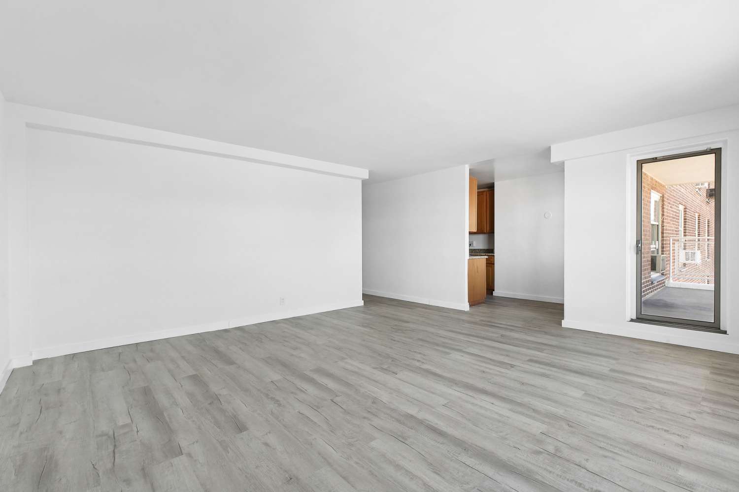 Manhattan, NY 10027,100 La Salle Street #19H