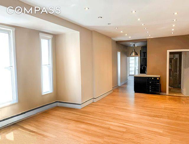 582 Throop Avenue #3B, Brooklyn, NY 11216