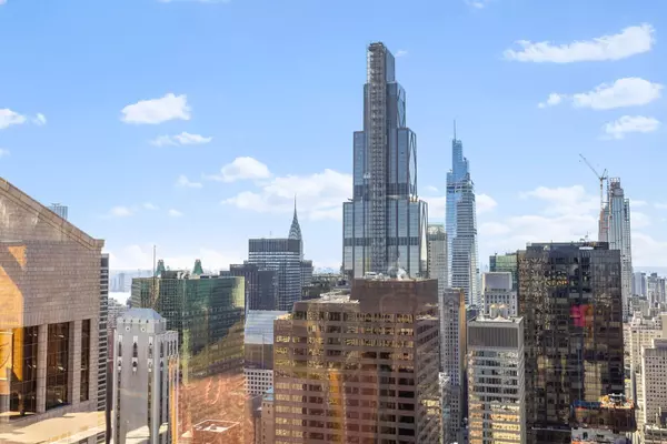 Manhattan, NY 10022,721 Fifth Avenue #63A