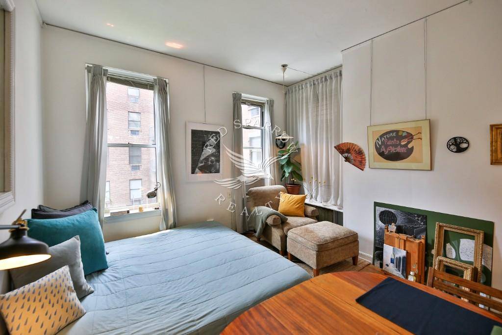 212 E 13th Street #4C, Manhattan, NY 10003