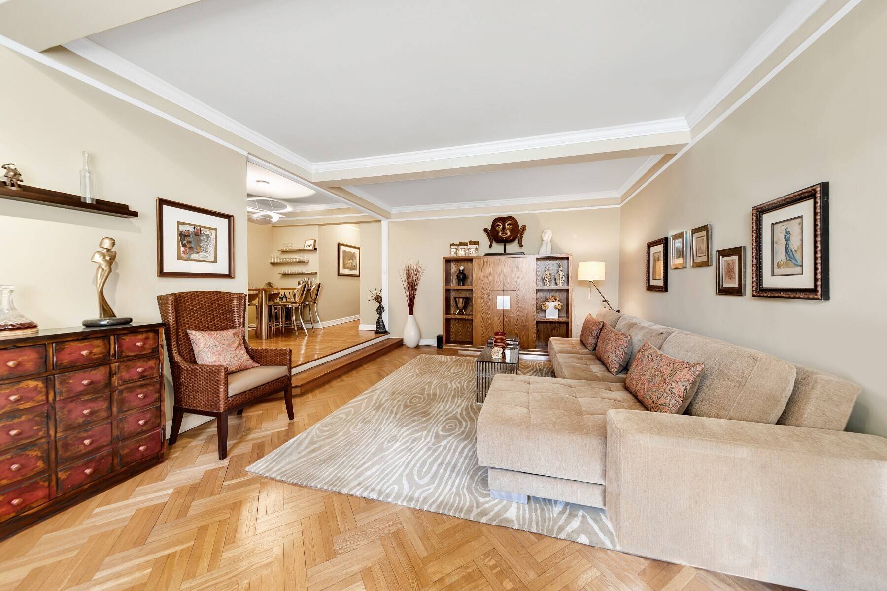 333 W 57th Street #7H, Manhattan, NY 10019
