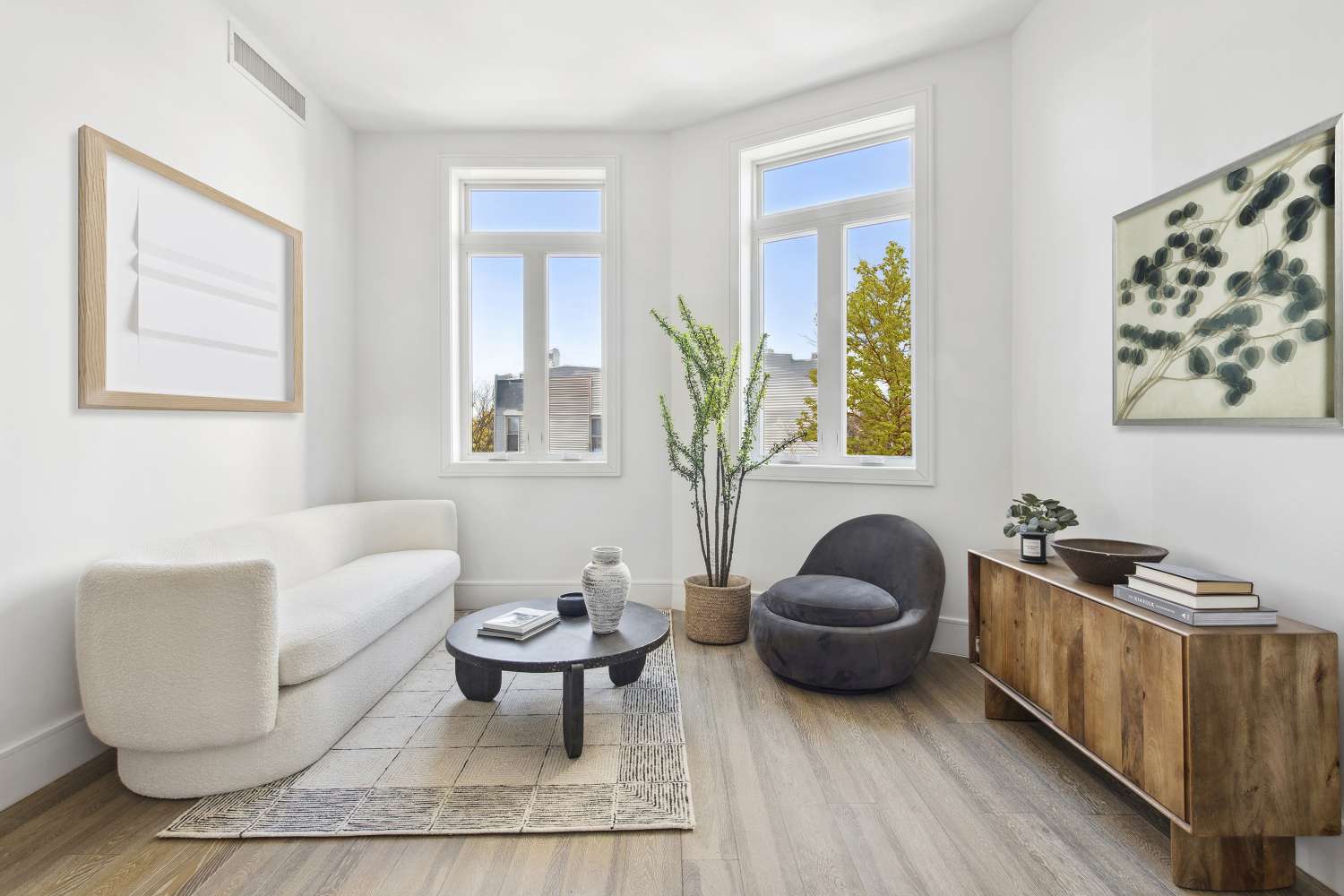 68 N HENRY Street #2R, Brooklyn, NY 11222