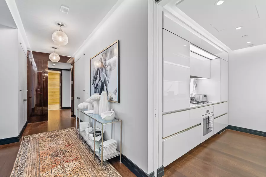 53 W 53rd Street #20C, Manhattan, NY 10019