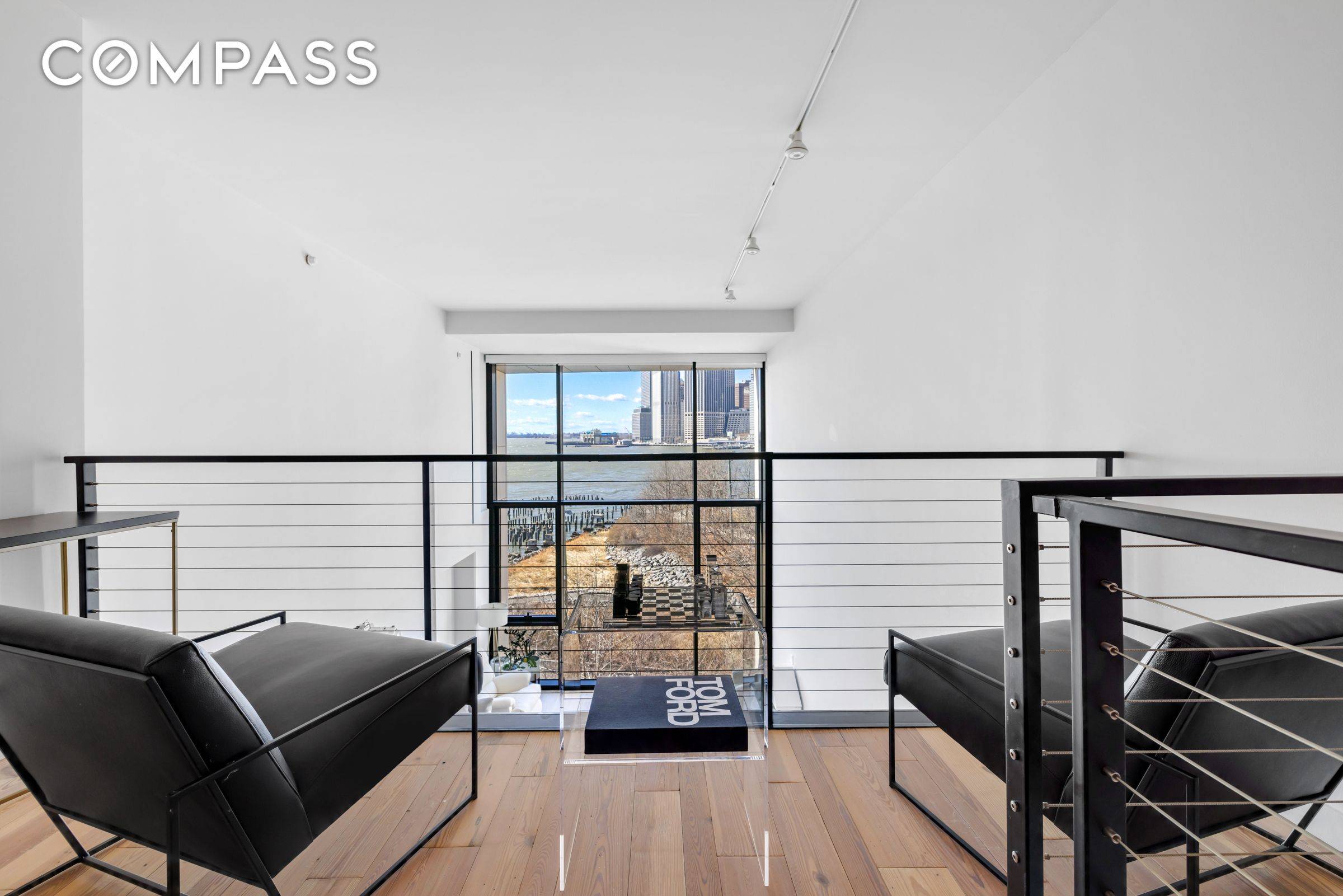 Brooklyn, NY 11201,90 Furman Street #N609