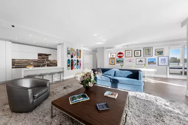 Manhattan, NY 10069,220 RIVERSIDE Boulevard #4H
