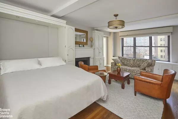 Manhattan, NY 10021,210 E 73RD Street #7F