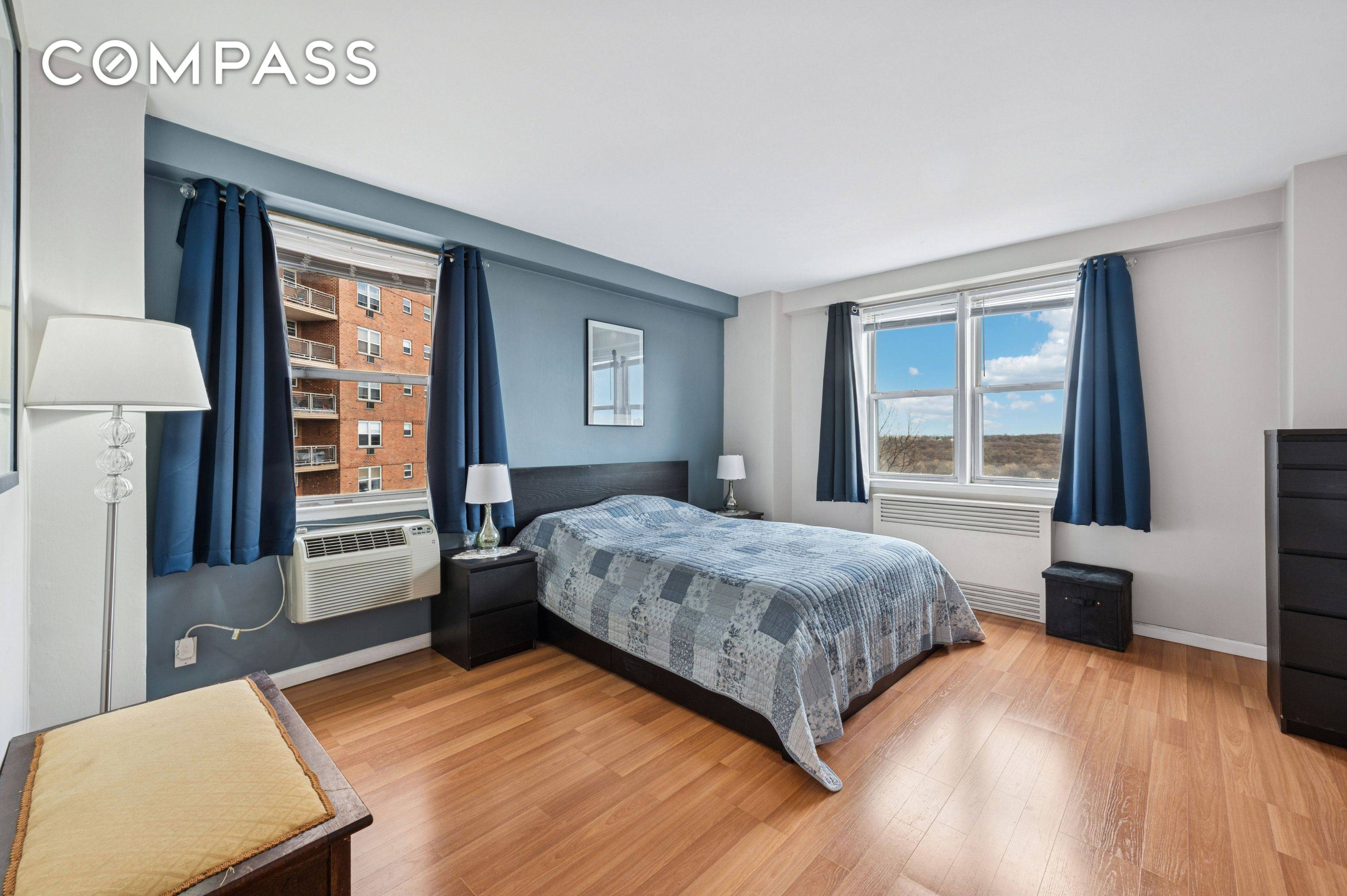 Bronx, NY 10471,5700 Arlington Avenue #7G