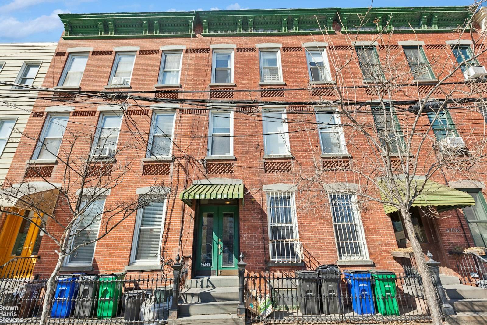 47-08 11TH Street, Queens, NY 11101
