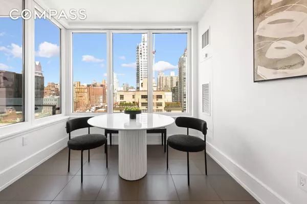 Manhattan, NY 10021,255 E 74th Street #14C