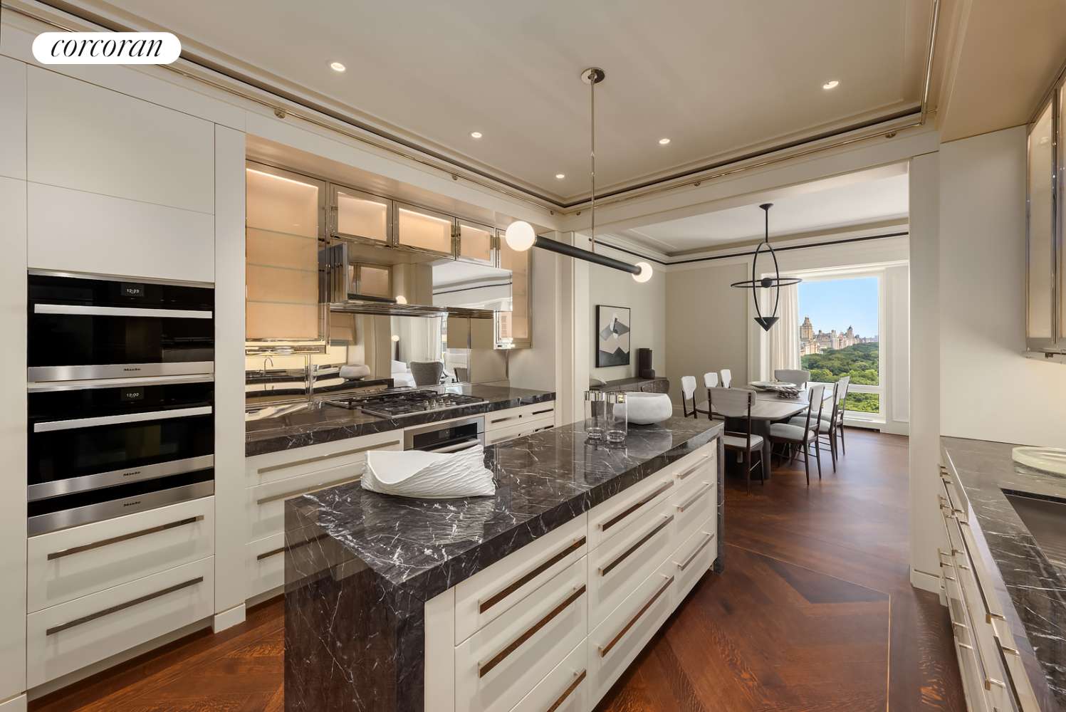Manhattan, NY 10019,220 CENTRAL Park S #22C