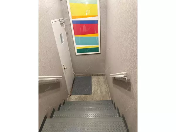 Manhattan, NY 10021,750 PARK Avenue #1C