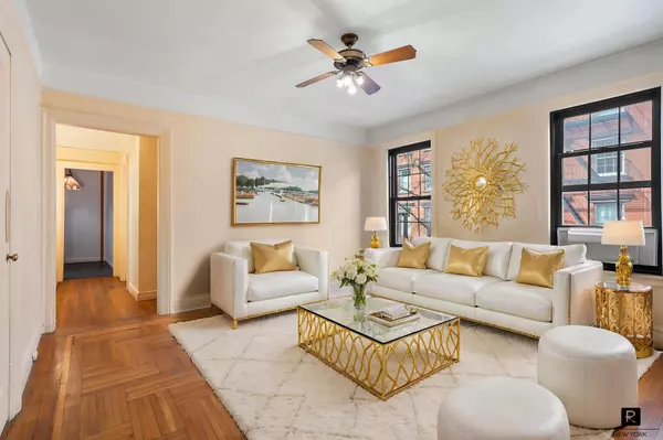 270 W 11th Street #3-B, Manhattan, NY 10014