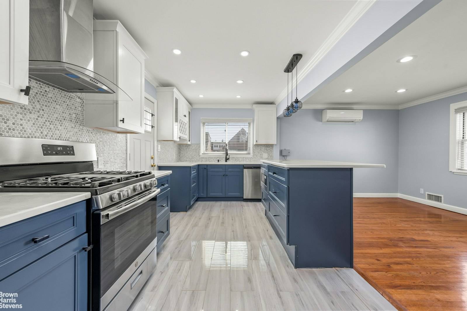 Queens, NY 11434,132-55 154TH Street