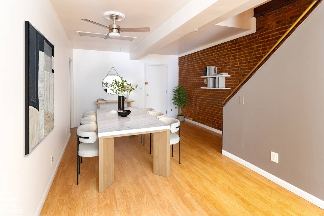 Brooklyn, NY 11231,517 CLINTON Street