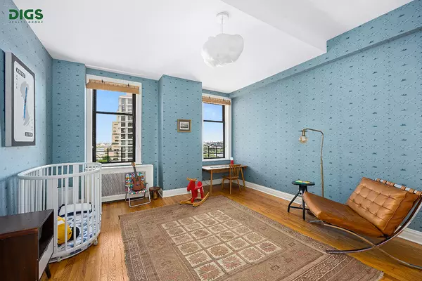 Manhattan, NY 10028,130 E END Avenue #14D