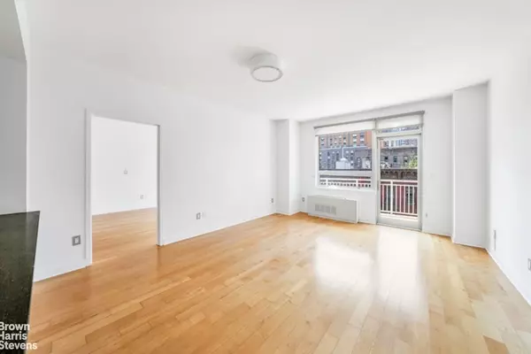 Manhattan, NY 10036,517 W 46TH Street #601