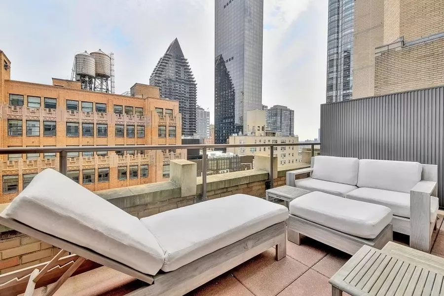 310 E 46th Street #15-E, Manhattan, NY 10017