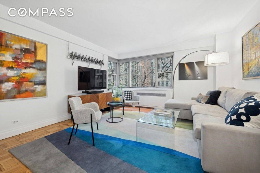 30 W 60th Street #6L, Manhattan, NY 10019