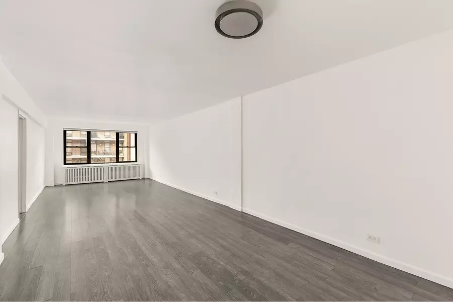 408 W 57TH Street #5I, Manhattan, NY 10019