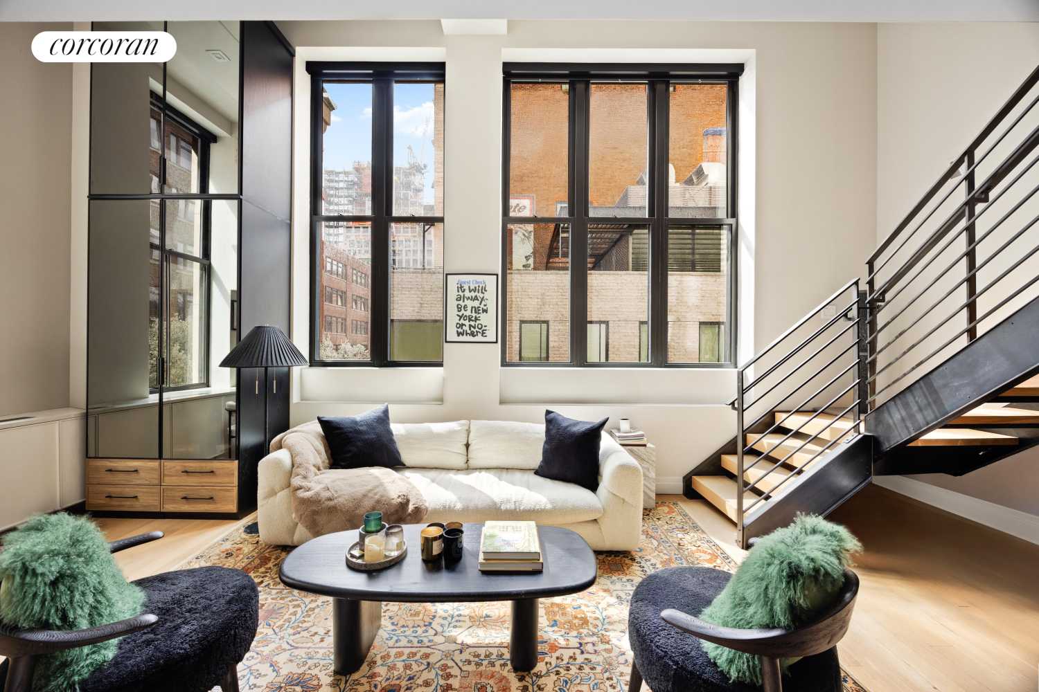Manhattan, NY 10014,421 HUDSON Street #214