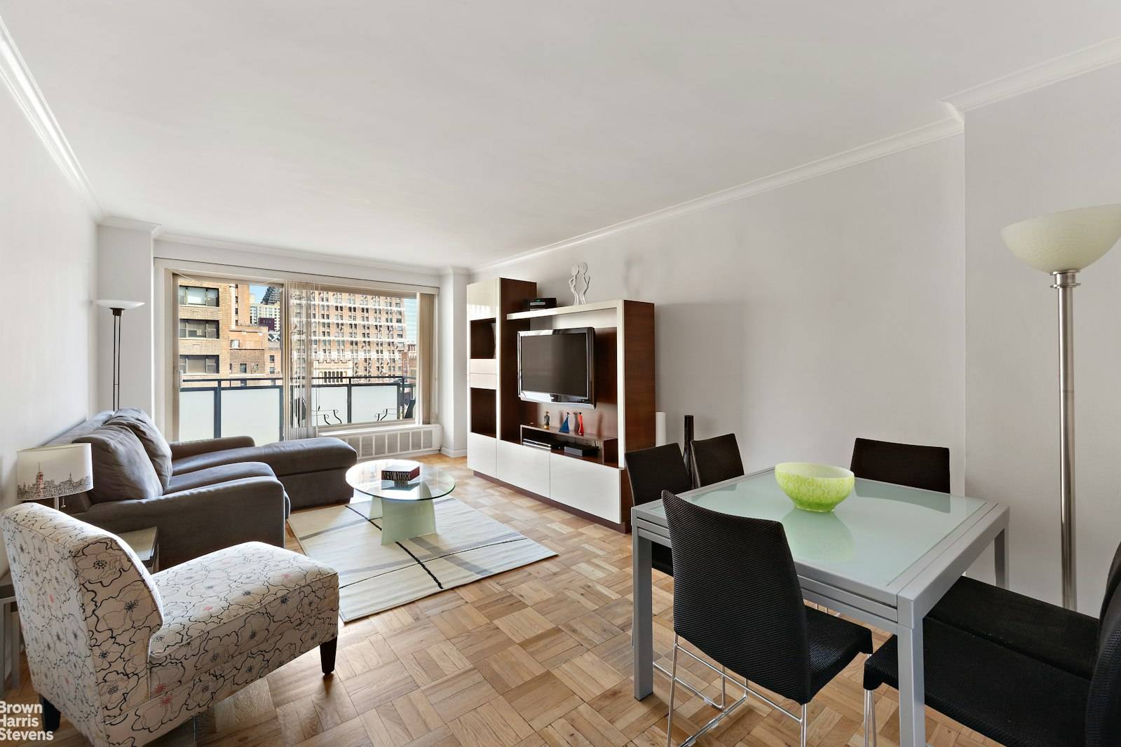 300 E 40TH Street #18W, Manhattan, NY 10016