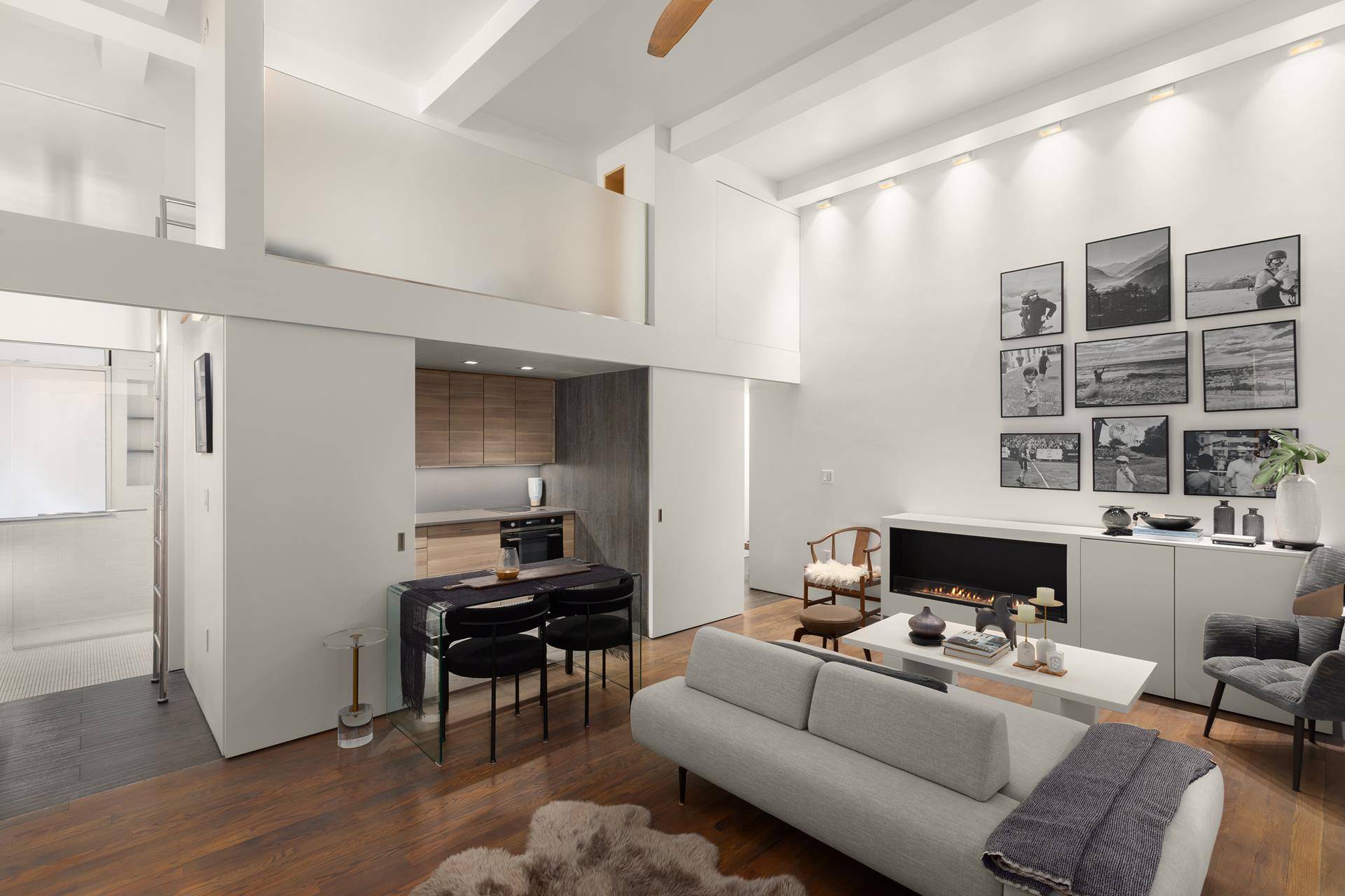 235 E 49TH Street #1H, Manhattan, NY 10017