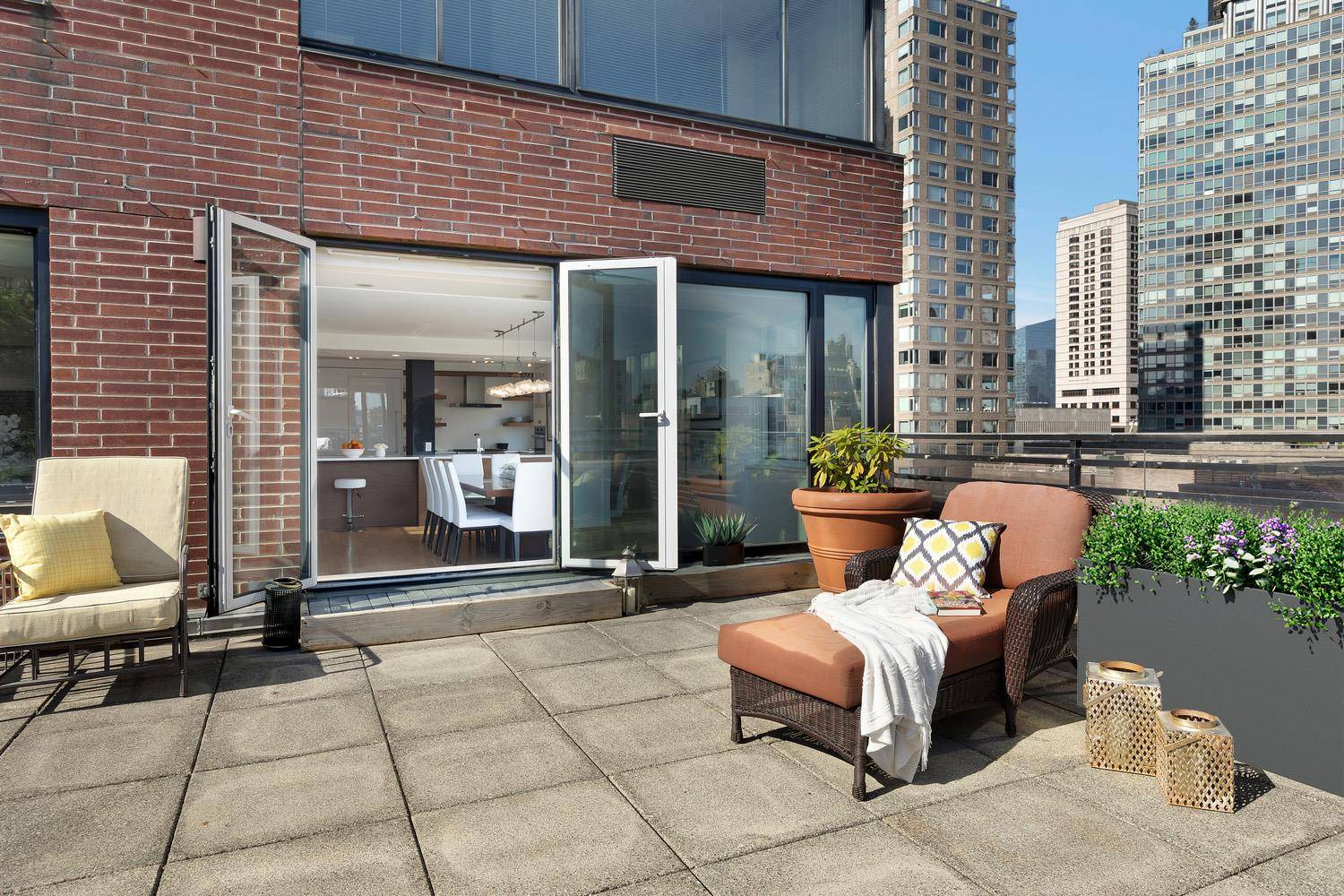 Manhattan, NY 10023,45 W 67TH Street #9H