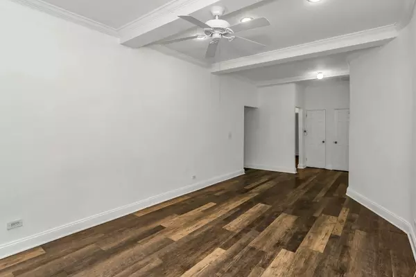 Queens, NY 11375,67-25 CLYDE Street #1G