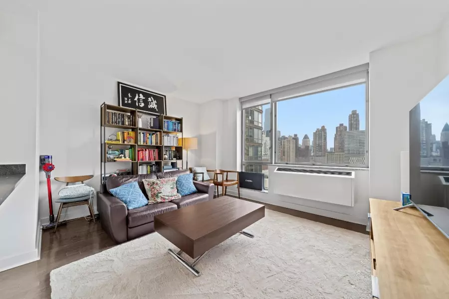 1965 Broadway #17J, Manhattan, NY 10023
