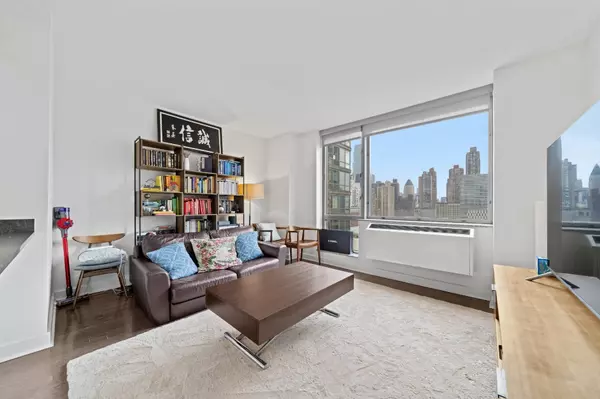 1965 Broadway #17J, Manhattan, NY 10023