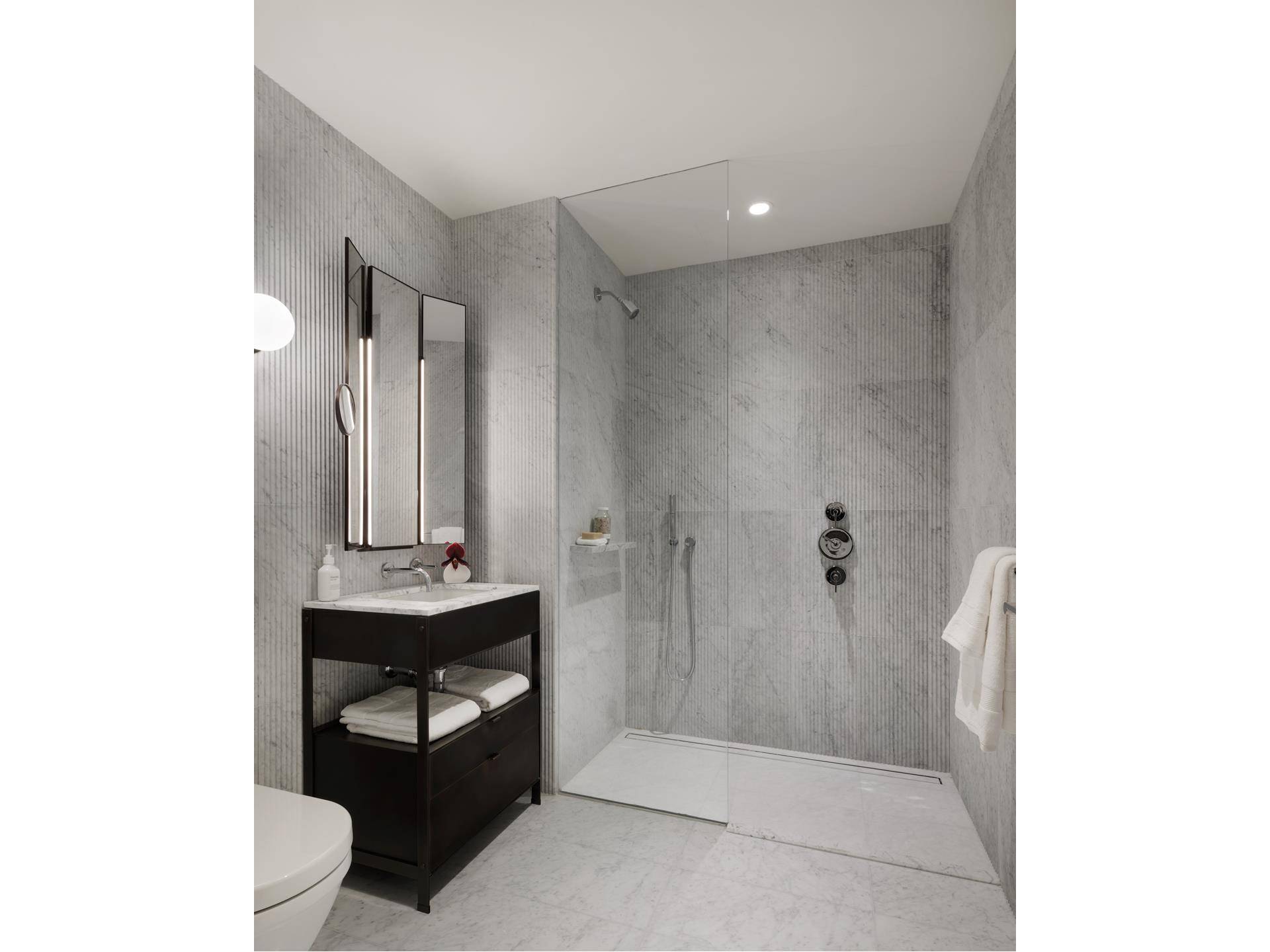 Manhattan, NY 10017,135 E 47TH Street #9B
