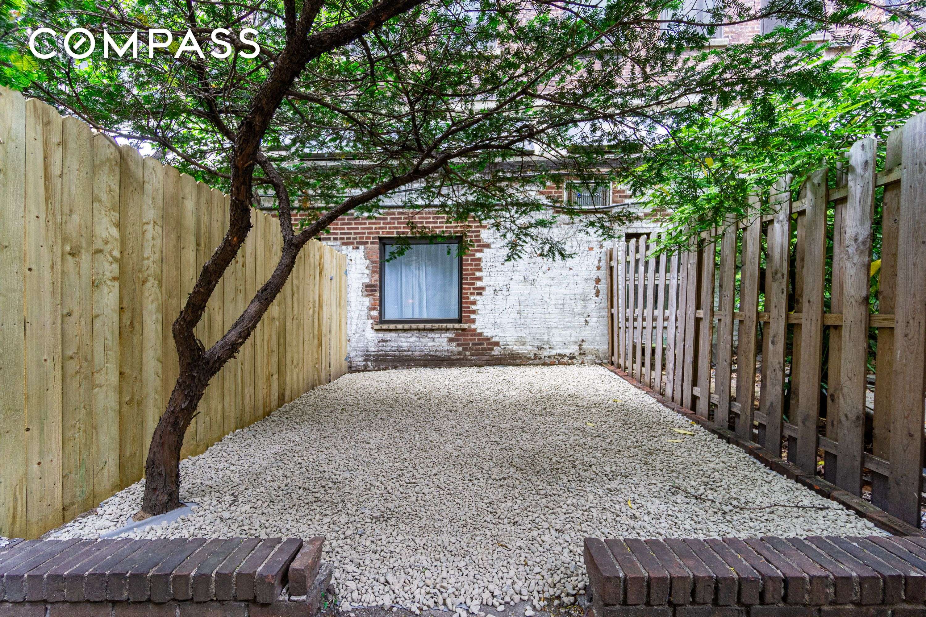 240 W 20th Street #B, Manhattan, NY 10011