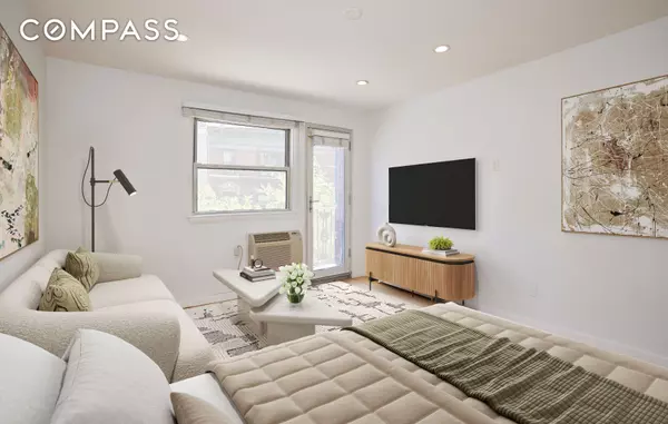 211 Thompson Street #5L, Manhattan, NY 10012