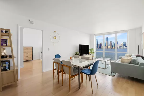 20 RIVER Terrace #11L, Manhattan, NY 10282