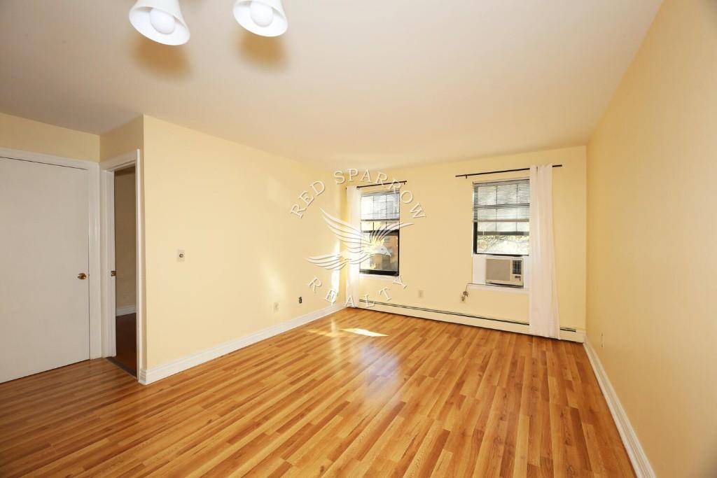Manhattan, NY 10029,237 E 110th Street #2