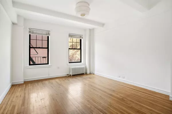 Manhattan, NY 10009,141 E 3RD Street #3I